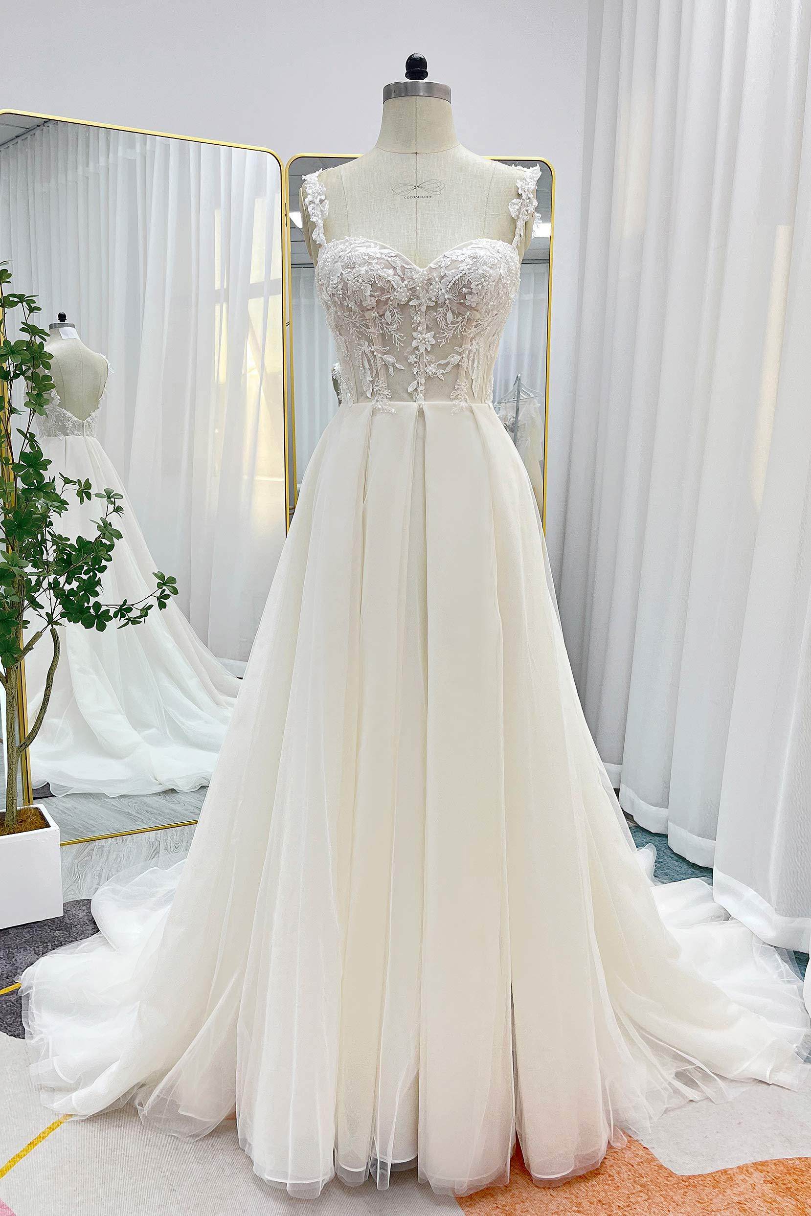 A-Line Court Train Lace Tulle Wedding Dress CW3242 - COCOMELODY